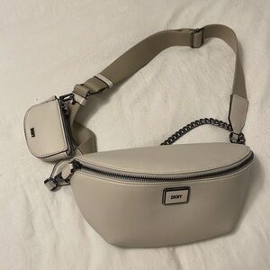 DKNY crossbody/bumbag